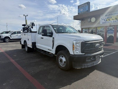 2026 Ford Super Duty F-350 DRW Crane XL