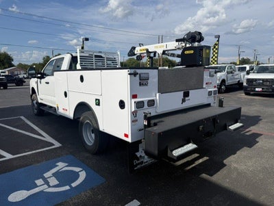 2026 Ford Super Duty F-350 DRW Crane XL
