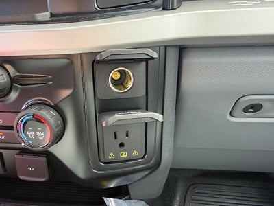 2025 Ford Super Duty F-350 DRW Crane XL