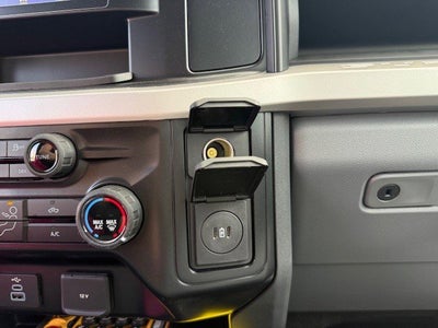 2026 Ford Super Duty F-350 DRW Crane XL