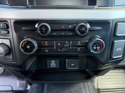 2026 Ford Super Duty F-450 DRW Flatbed XL