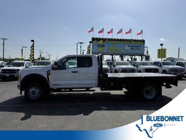 2026 Ford Super Duty F-450 DRW Flatbed XL