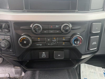 2026 Ford Super Duty F-450 DRW Flatbed XL