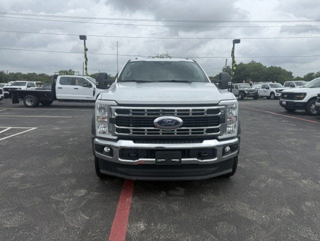 2026 Ford Super Duty F-450 DRW Flatbed XL