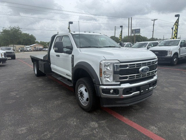 2026 Ford Super Duty F-450 DRW Flatbed XL