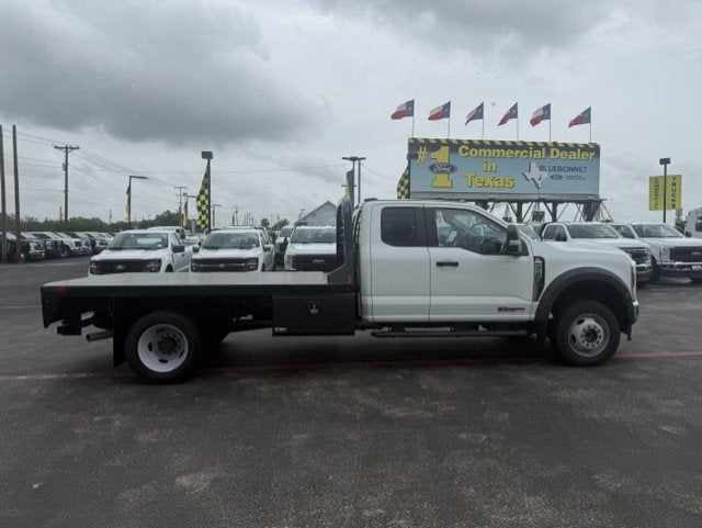 2026 Ford Super Duty F-450 DRW Flatbed XL