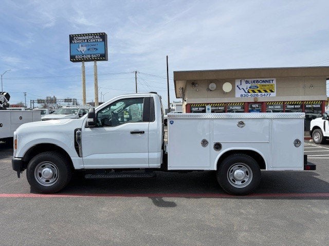 2026 Ford Super Duty F-250 SRW Service Body XL