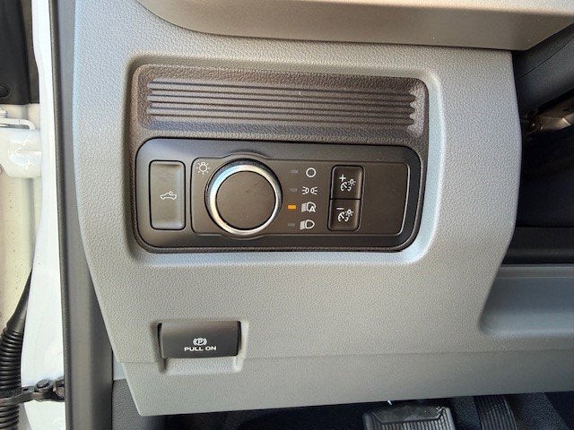 2026 Ford Super Duty F-250 SRW Service Body XL