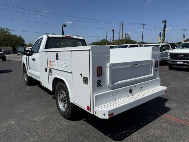 2026 Ford Super Duty F-250 SRW Service Body XL
