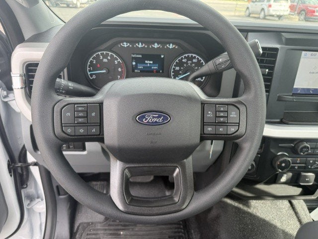 2027 Ford Super Duty F-250 SRW Service Body XL