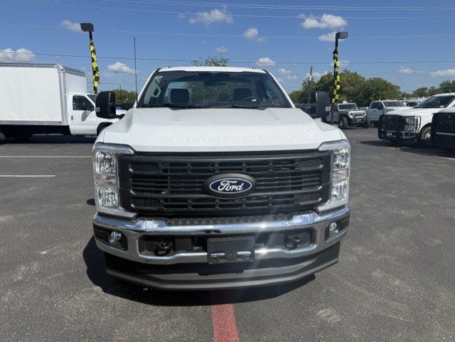 2027 Ford Super Duty F-250 SRW Service Body XL