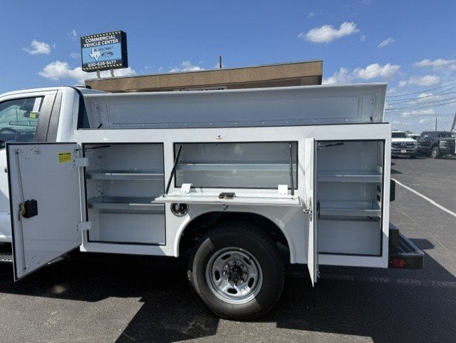 2027 Ford Super Duty F-250 SRW Service Body XL
