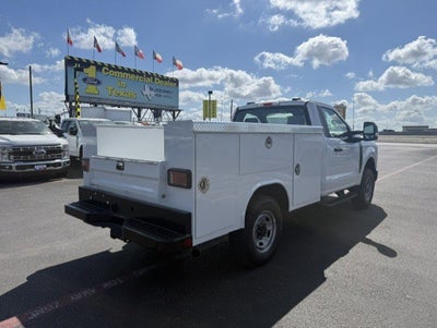 2027 Ford Super Duty F-250 SRW Service Body XL