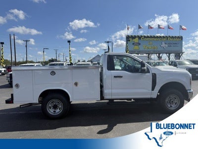 2027 Ford Super Duty F-250 SRW Service Body XL