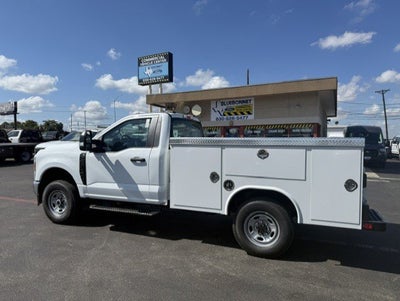 2027 Ford Super Duty F-250 SRW Service Body XL