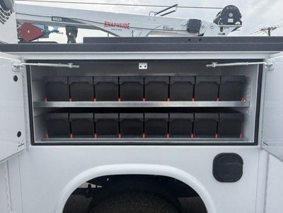 2026 Ford Super Duty F-550 DRW Crane XL