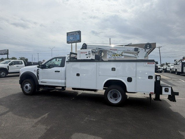 2026 Ford Super Duty F-550 DRW Crane XL