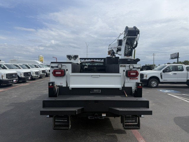 2026 Ford Super Duty F-550 DRW Crane XL