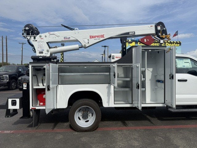 2026 Ford Super Duty F-550 DRW Crane XL