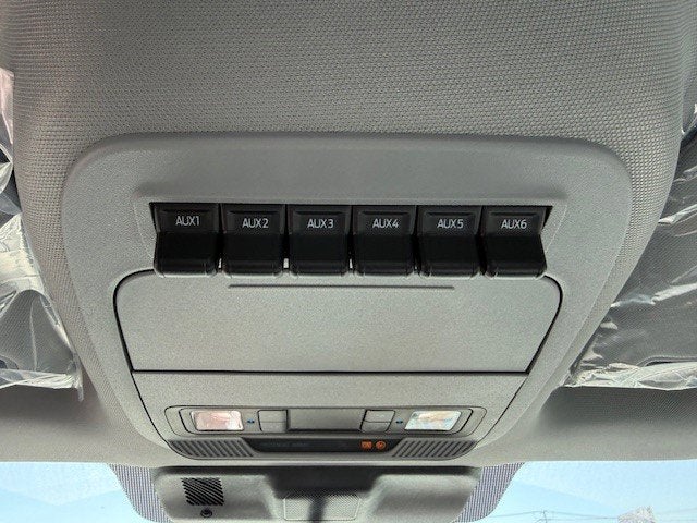 2026 Ford Super Duty F-350 DRW Flatbed XL