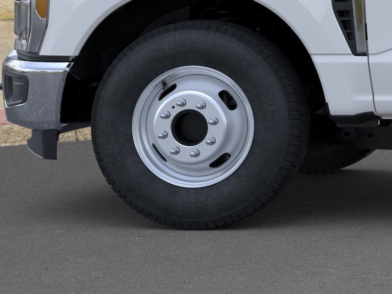 2026 Ford Super Duty F-350 DRW Flatbed XL