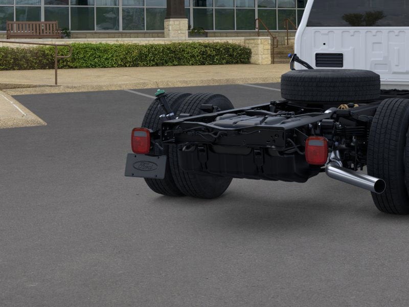 2026 Ford Super Duty F-350 DRW Flatbed XL