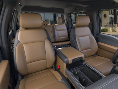 2026 Ford Super Duty F-550 DRW LARIAT