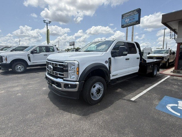 2026 Ford Super Duty F-550 DRW Flatbed XL