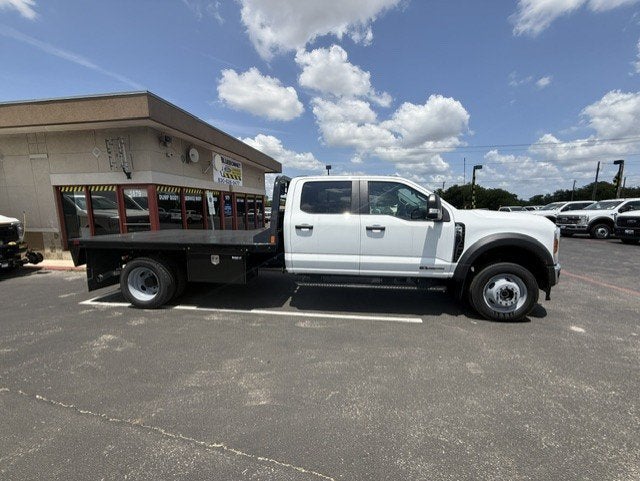 2026 Ford Super Duty F-550 DRW Flatbed XL