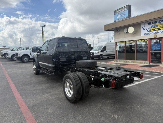 2027 Ford Super Duty F-550 DRW Chassis XL