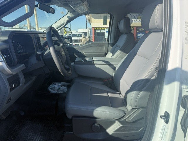2026 Ford Super Duty F-550 DRW XL