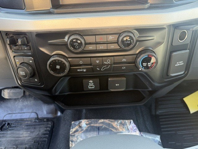 2026 Ford Super Duty F-550 DRW XL