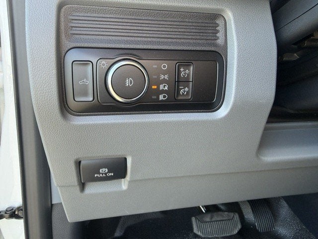 2026 Ford Super Duty F-550 DRW XL