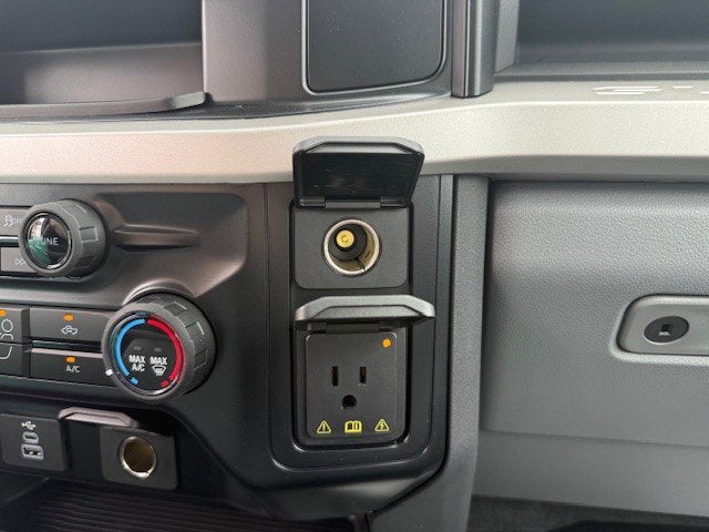 2026 Ford Super Duty F-550 DRW Flatbed XL