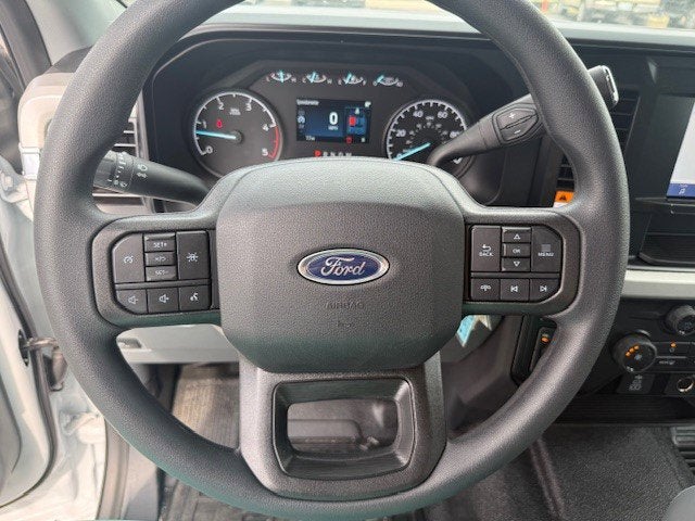 2026 Ford Super Duty F-550 DRW Flatbed XL