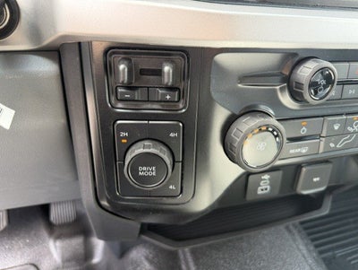 2026 Ford Super Duty F-550 DRW Flatbed XL