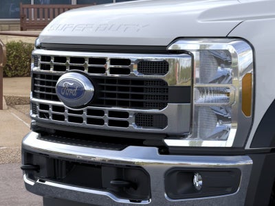 2026 Ford Super Duty F-550 DRW Flatbed XL