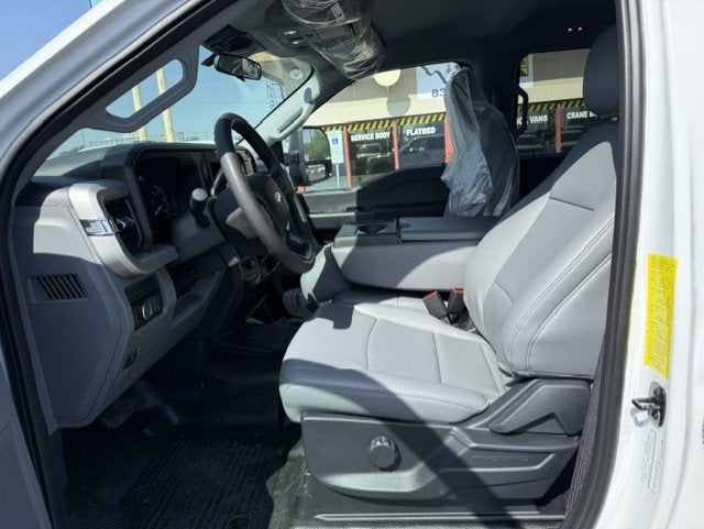 2026 Ford Super Duty F-550 DRW XL