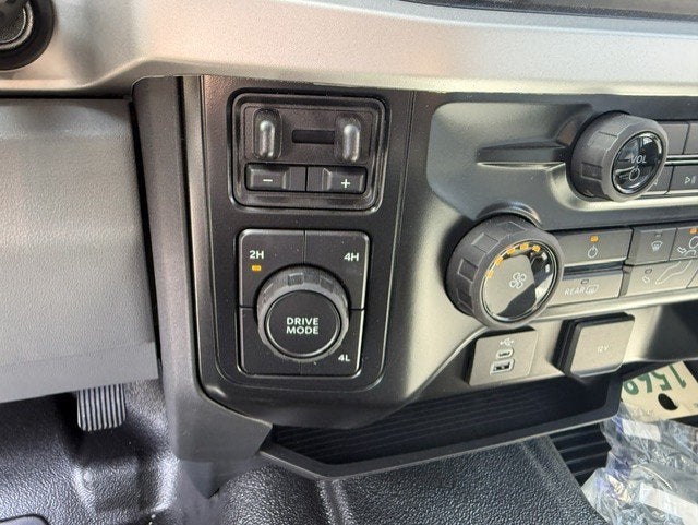 2026 Ford Super Duty F-550 DRW XL