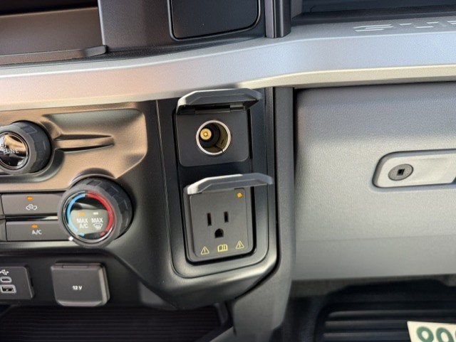 2026 Ford Super Duty F-550 DRW XL