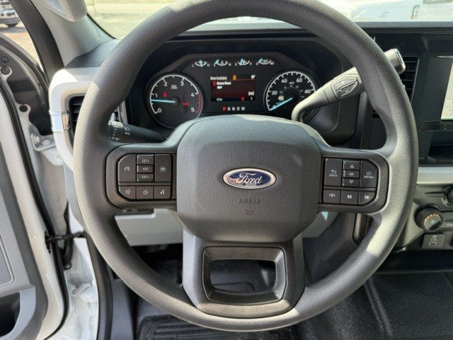2026 Ford Super Duty F-550 DRW XL