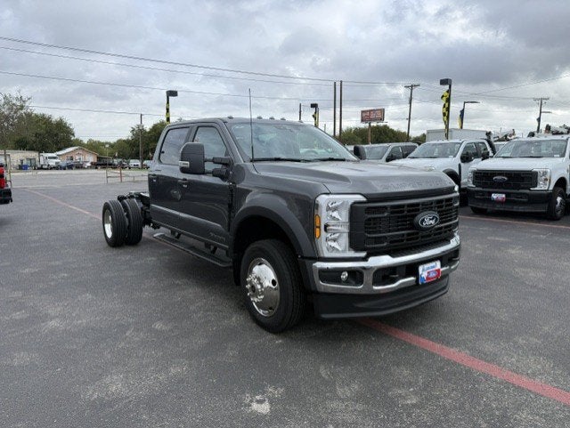 2027 Ford Super Duty F-550 DRW Chassis XL