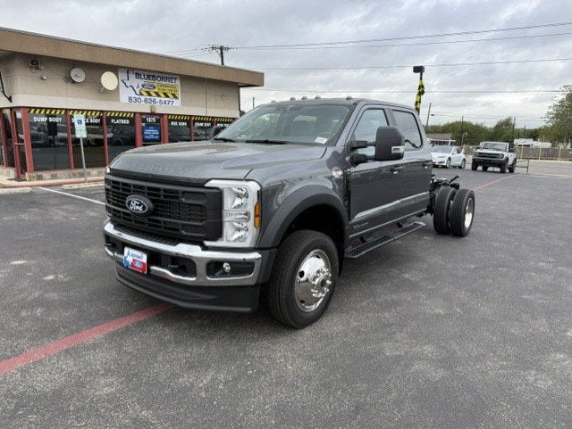 2027 Ford Super Duty F-550 DRW Chassis XL