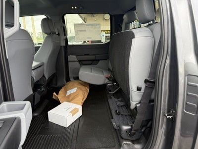 2027 Ford Super Duty F-550 DRW Chassis XL