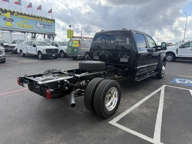 2027 Ford Super Duty F-550 DRW Chassis XL