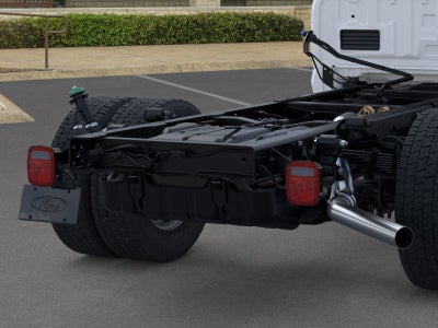 2026 Ford Super Duty F-550 DRW Flatbed XL