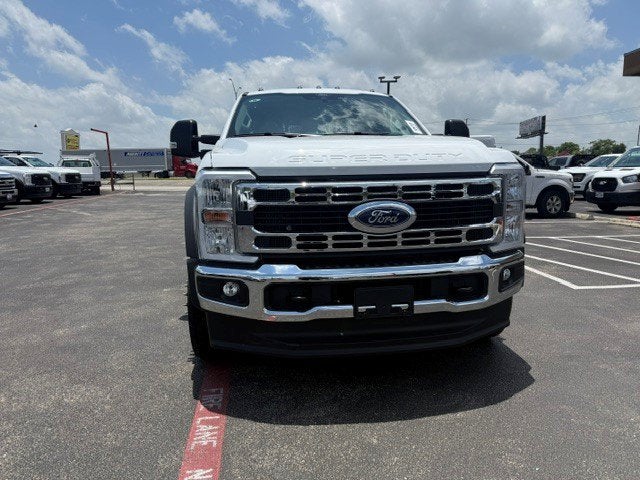 2026 Ford Super Duty F-550 DRW Flatbed XL