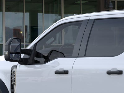 2026 Ford Super Duty F-550 DRW Flatbed XL