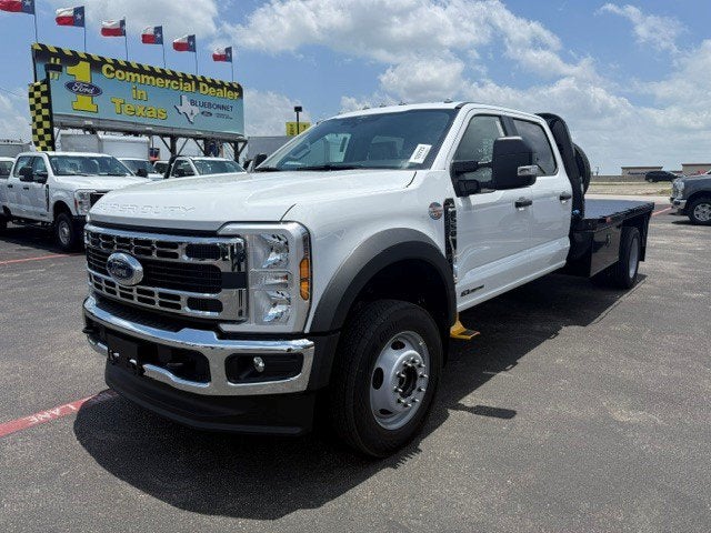 2026 Ford Super Duty F-550 DRW Flatbed XL