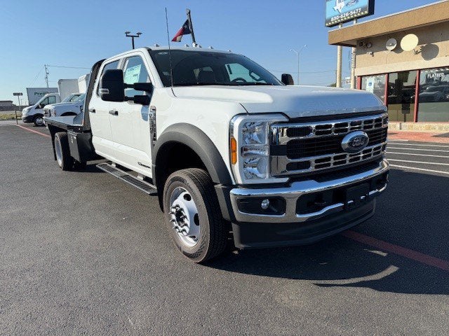 2025 Ford Super Duty F-550 DRW Flatbed XL